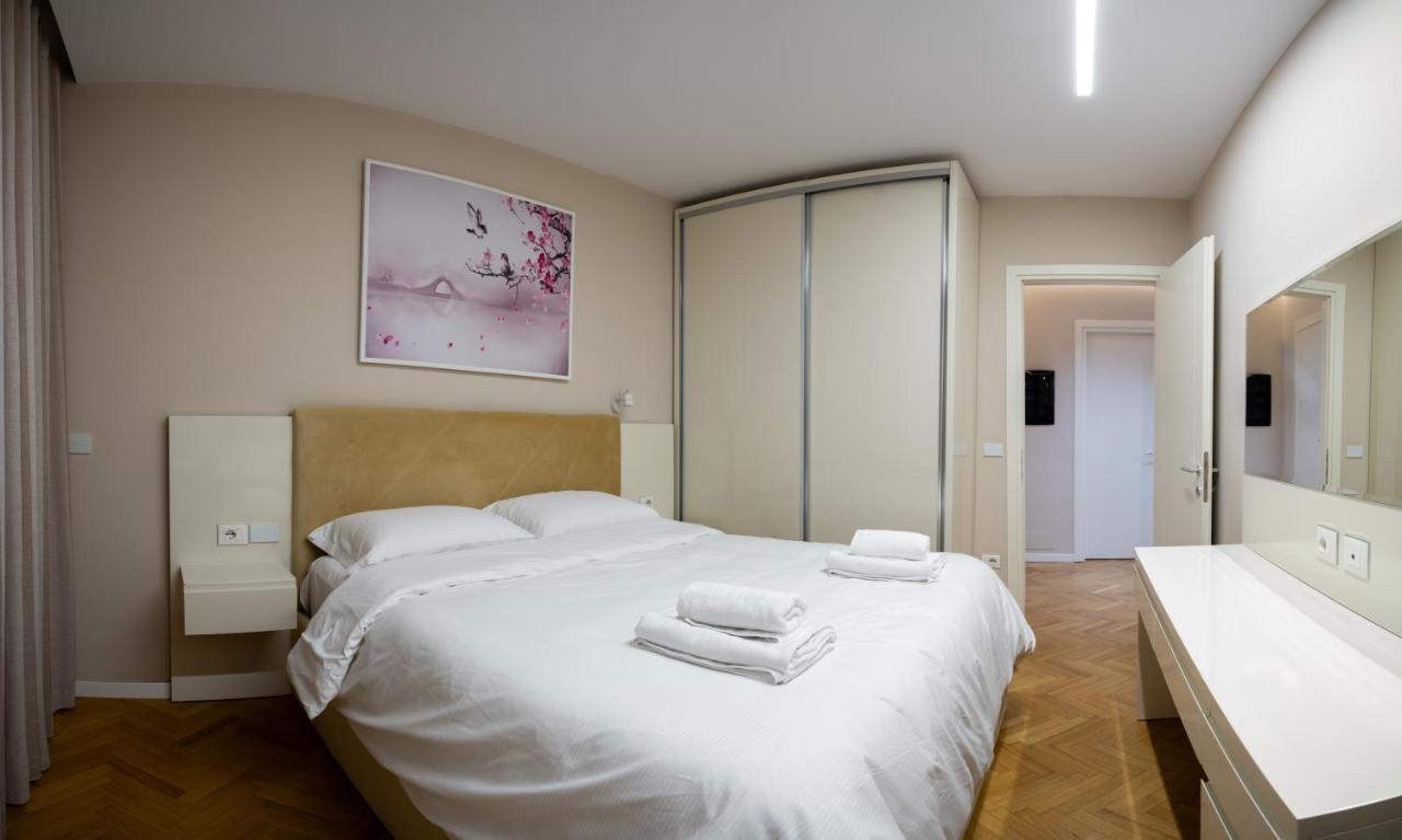Center Tirana Liv Apartment Экстерьер фото